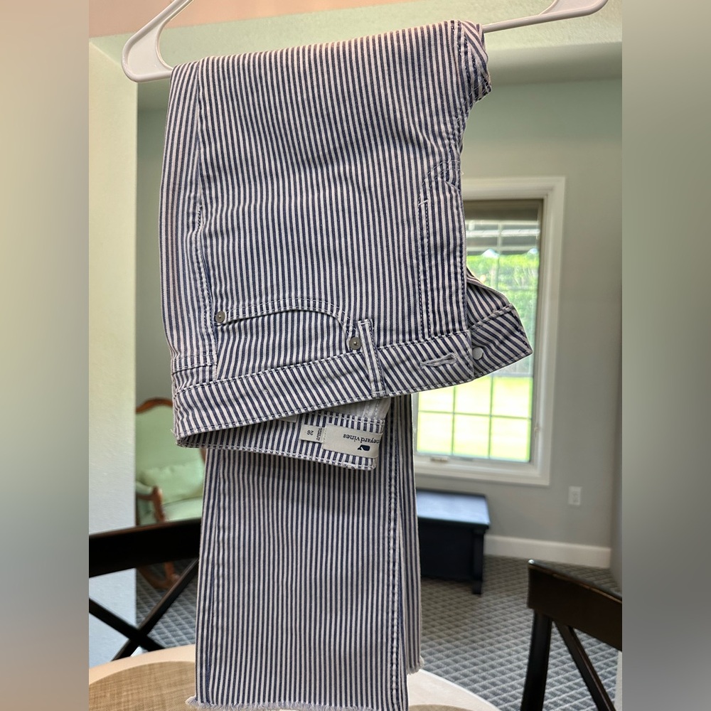 Vineyard Vines Women’s Pants.  Size 26
